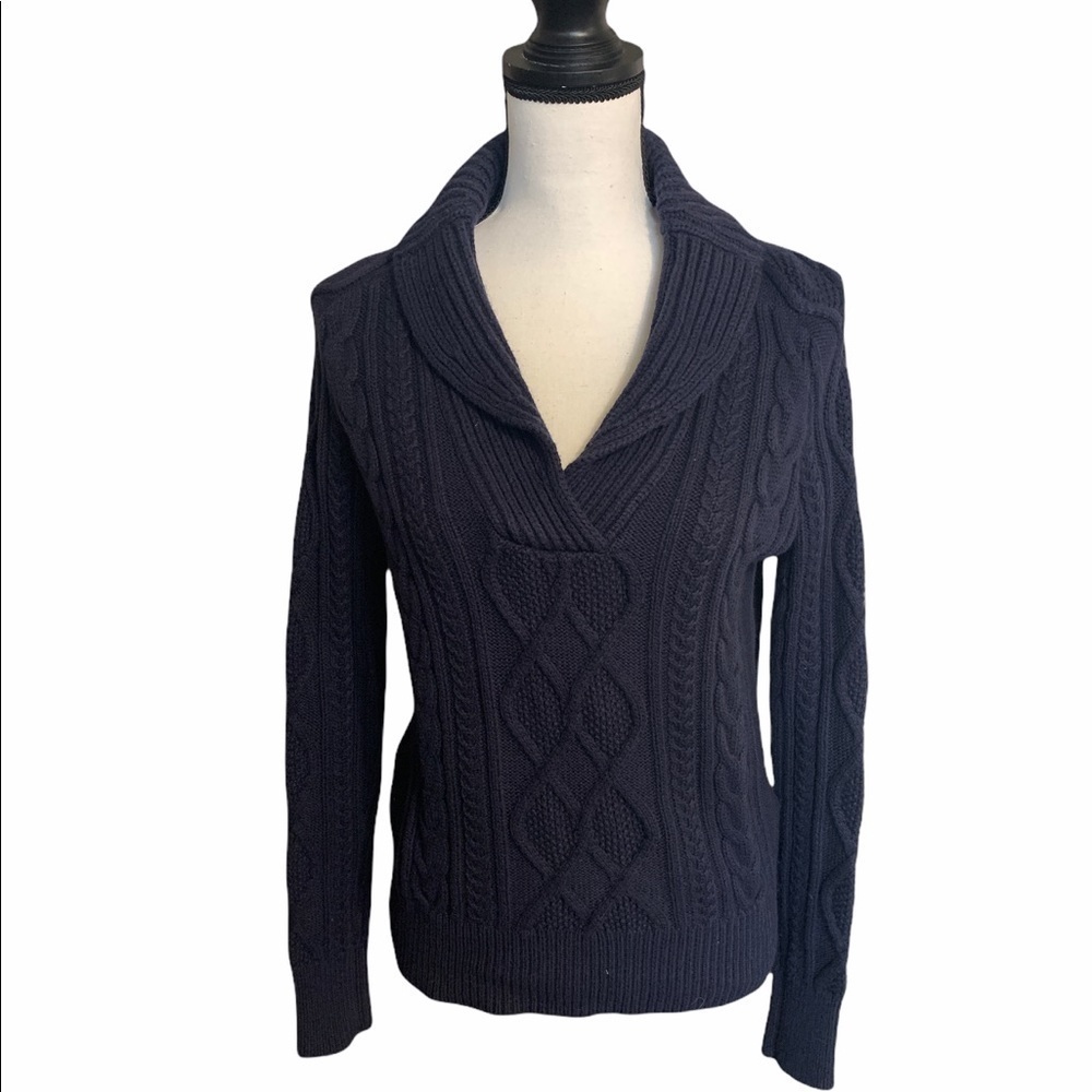 Women’s Eddie Bauer pull over blue cable knit sweater. Petite Medium.